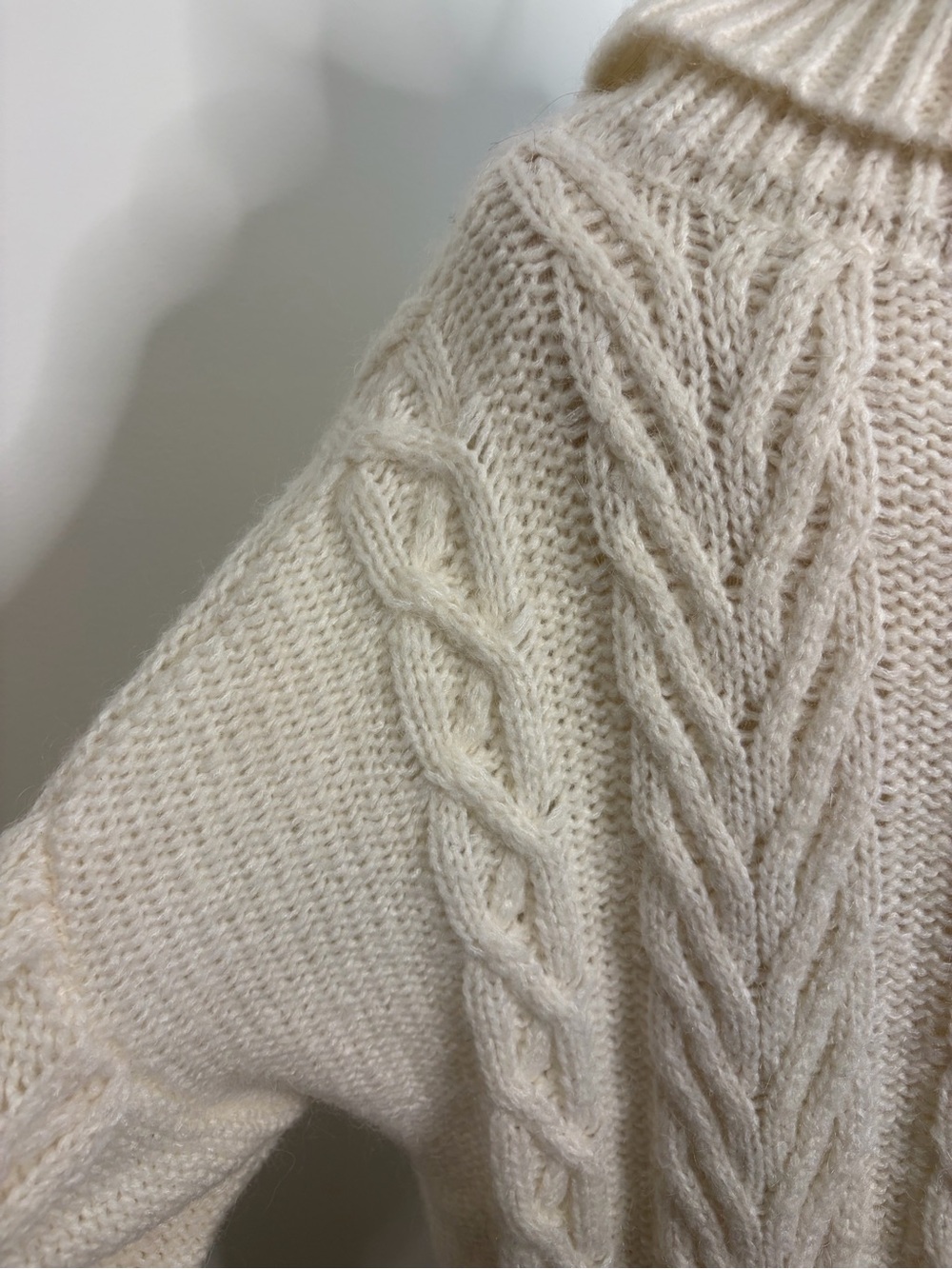 AGGÉL Gold Edition Cable Knit Sweater Dress Cream Oversized Wool  Mohair SIZE XL - Picture 12 of 13